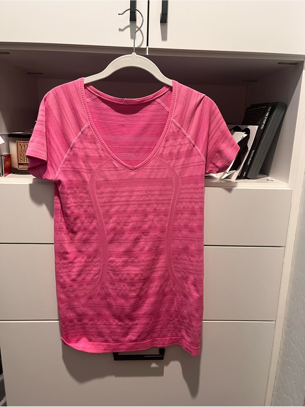 lululemon athletica Hot Pink Seamless V-Neck Active Tee